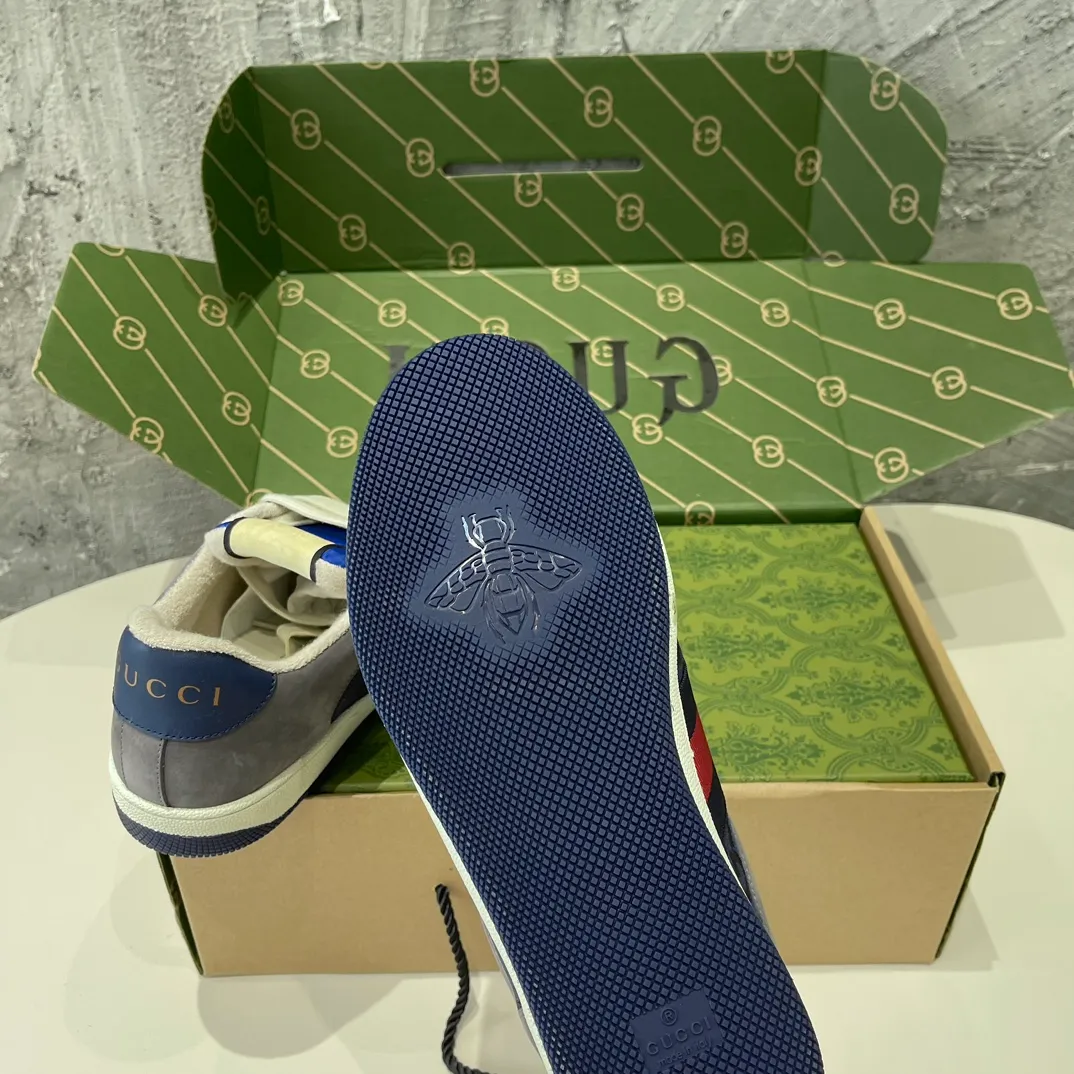 👟👟Ex-factory price 480👟👟 Couple style👫Gucci Gucci ❗️❗️New order shipped Original development Private mold making Correct last shape Hand-polished and distressed effect Correct details Complete accessories Imported leather/original towel lining crafted with craftsmanship Same size for men and women: 35-44